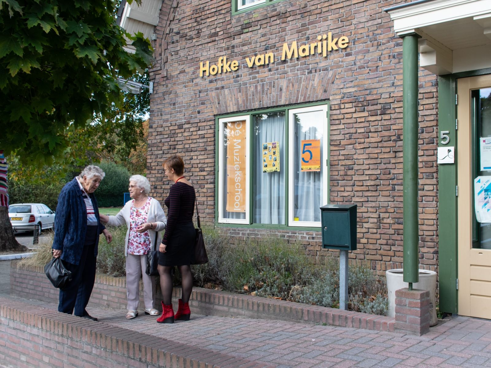 In gesprek in wijk en buurt Hofke van Marijke LEV Deurne
